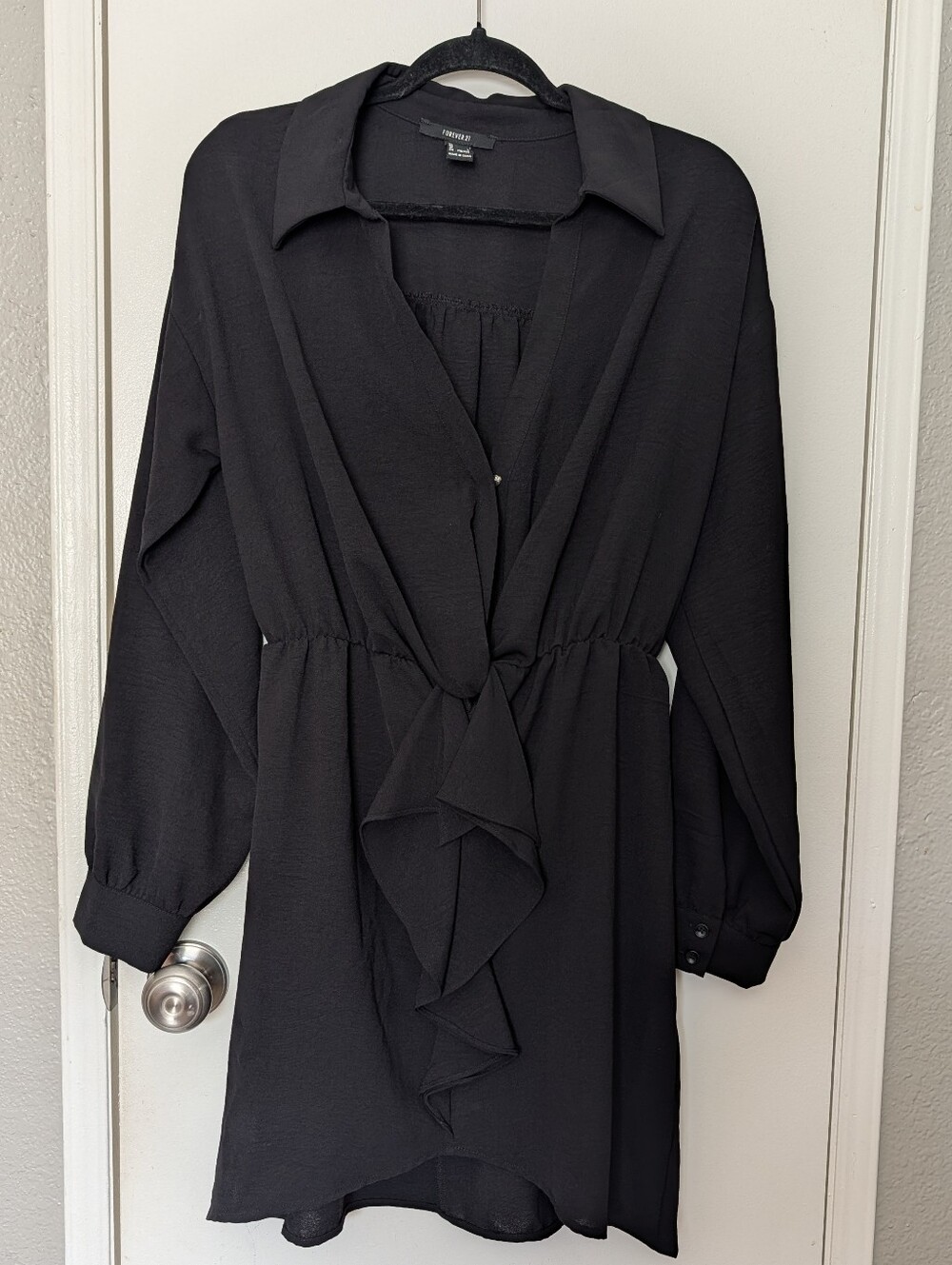 Forever 21 Black Little Black Dress Long Sleeve Dress Size Large